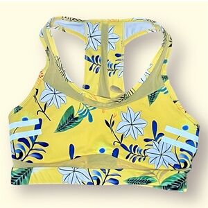 Zyia Cut Out Sports Bra, Size Medium